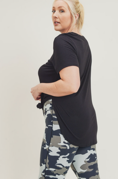 CURVY Short-Sleeve Tulip Athleisure Longline Shirt
